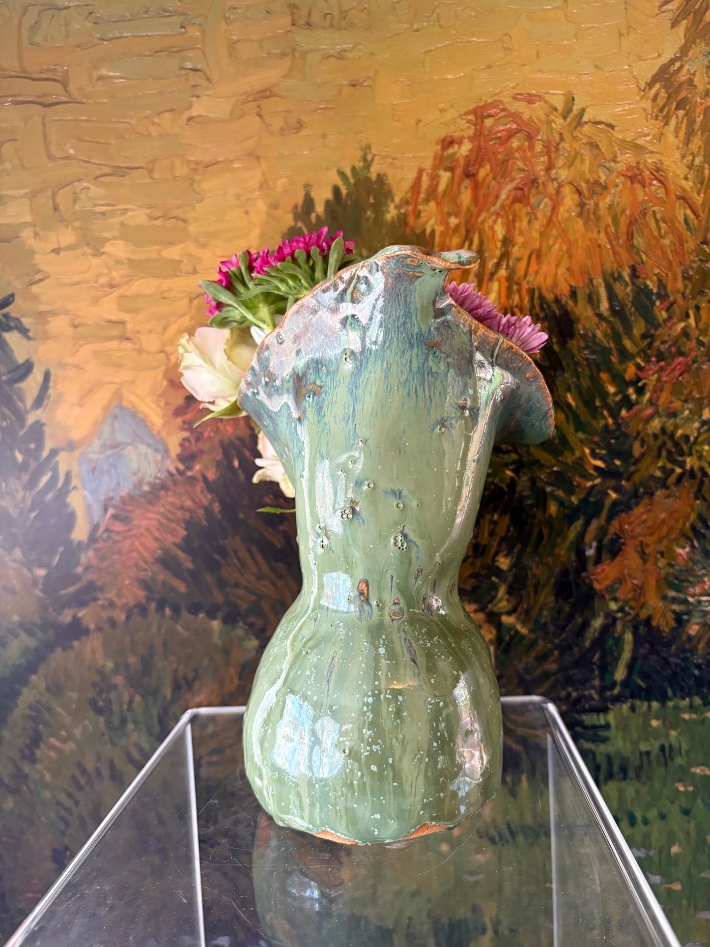 Petal vase