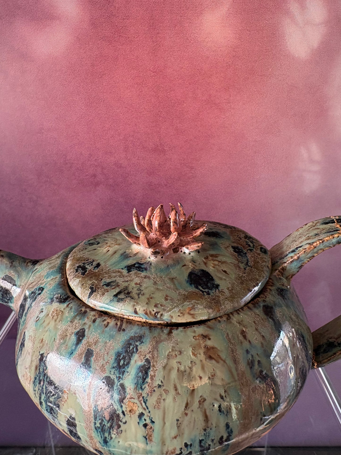 Lotus decorative tea pot